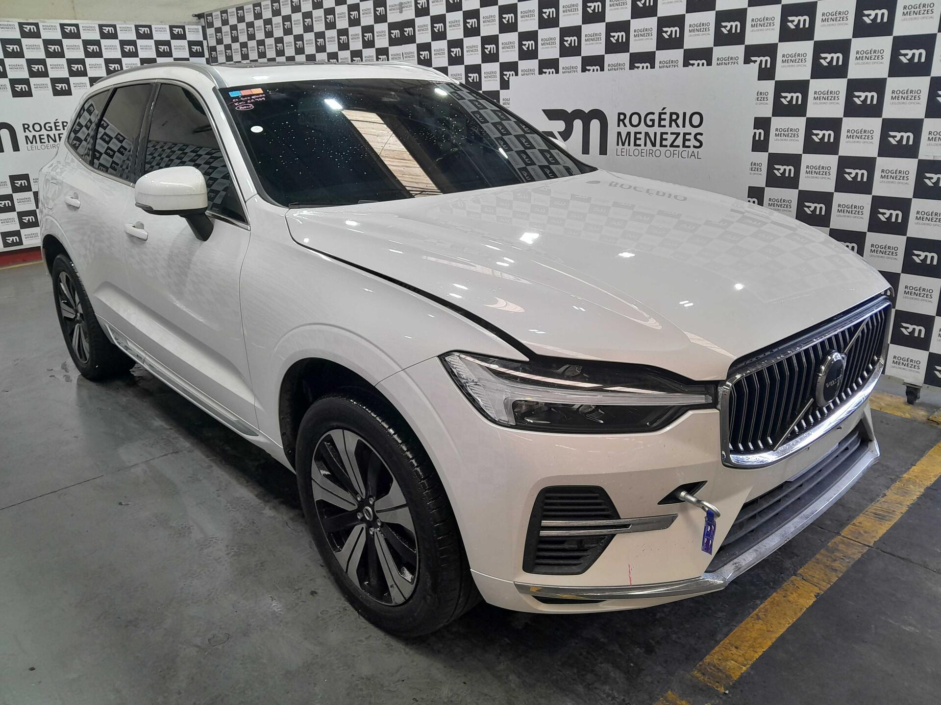VOLVO XC60 T8 PLUS 2.0 2023