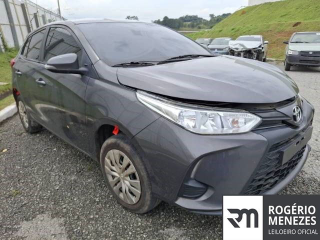 TOYOTA YARIS 2023