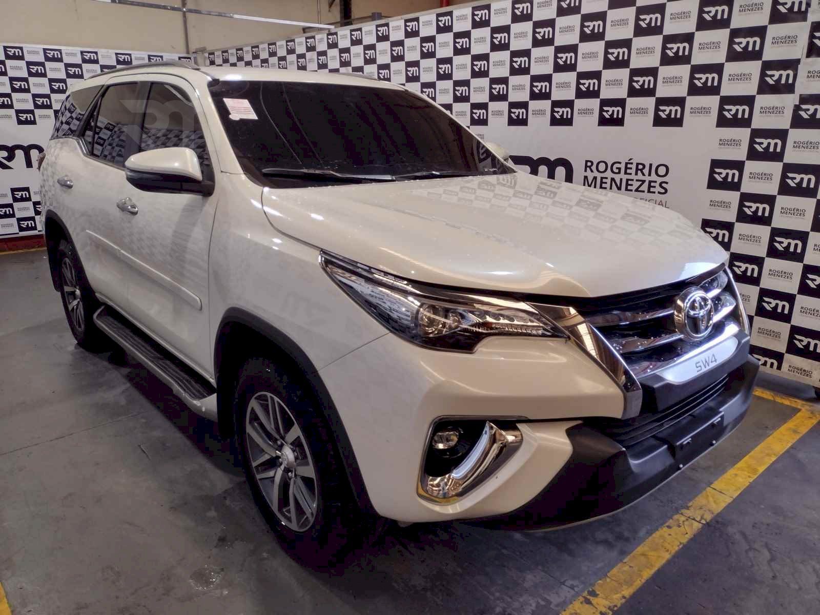TOYOTA HILUX SW4 SRX 20192020 DIESEL