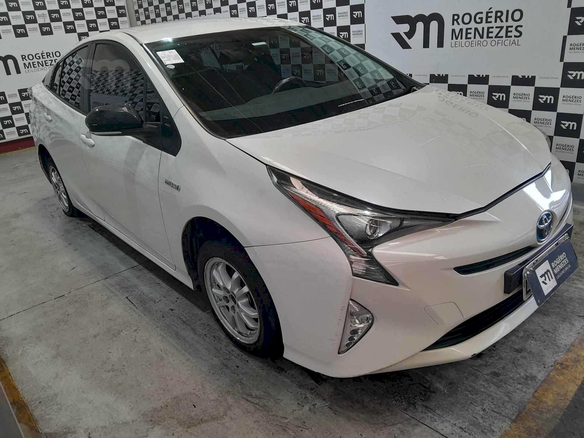 TOYOTA PRIUS NGA TOP 2017