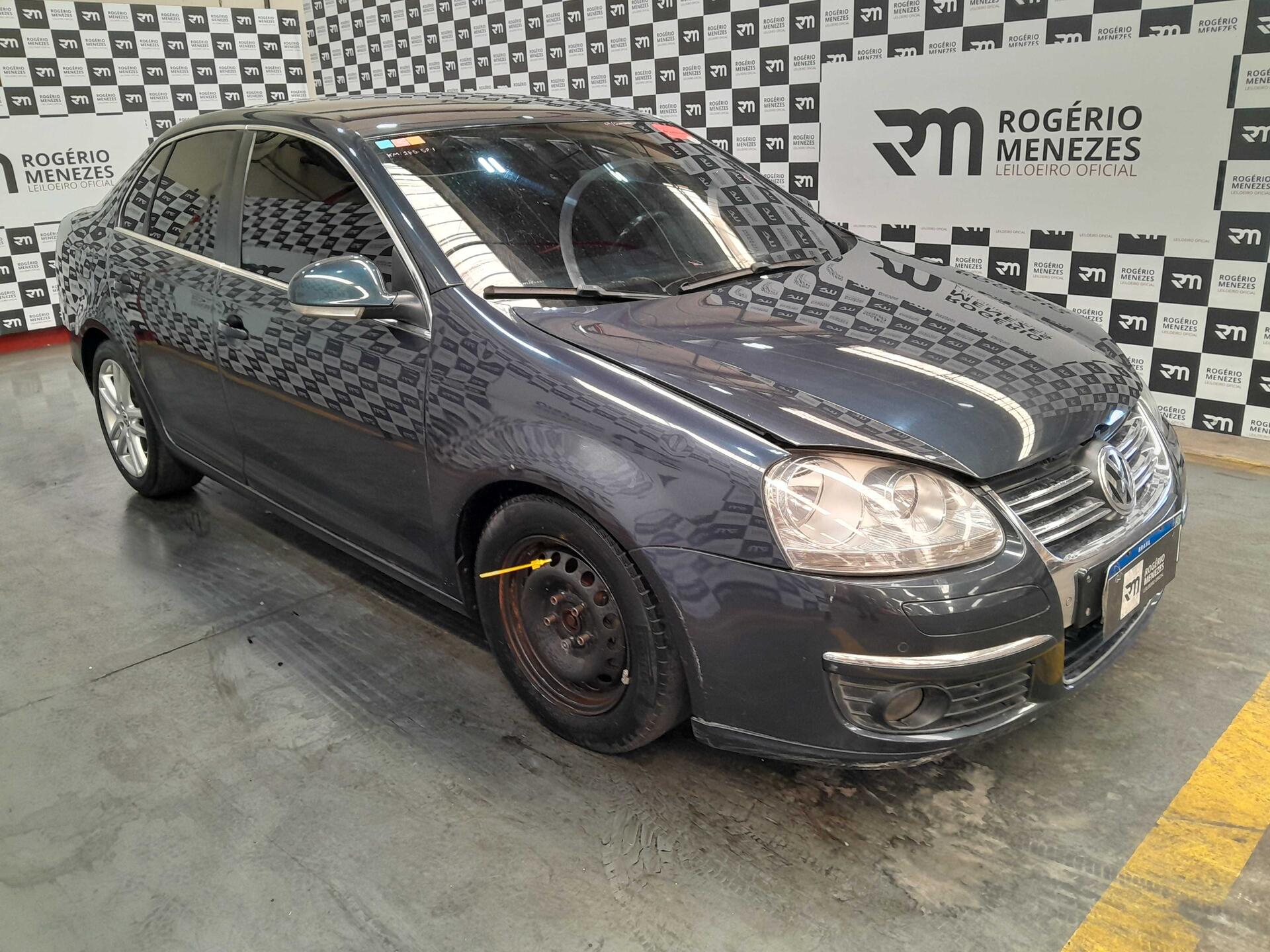  VOLKSWAGEN JETTA 2010