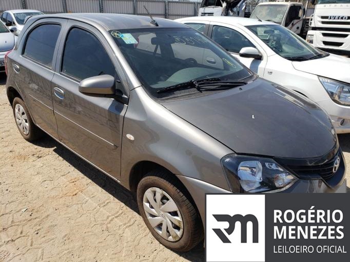 TOYOTA ETIOS 2019