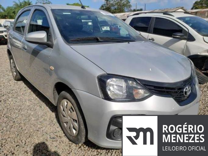 TOYOTA ETIOS 2020