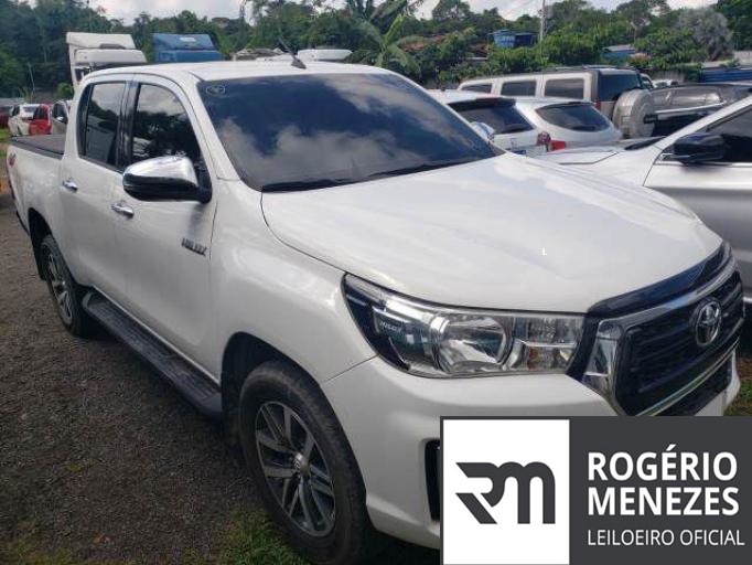 TOYOTA HILUX CD 2020