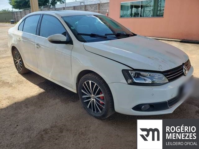 VOLKSWAGEN JETTA HIGHLINE 211 2.0 16V TSI TURBO 2014  