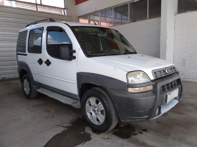 FIAT DOBLO 1.8 MPI ADVENTURE 8V FLEX 4P MANUAL 2009